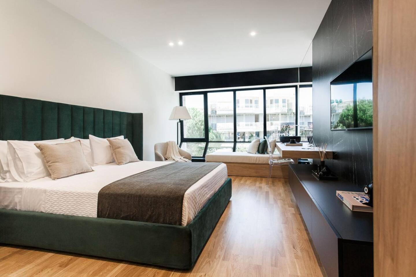 2 Sidebyside Suites In Athens Riviera By The Olon Exteriör bild