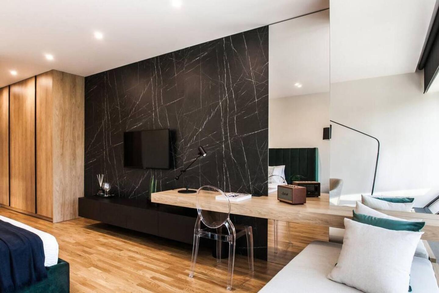 2 Sidebyside Suites In Athens Riviera By The Olon Exteriör bild